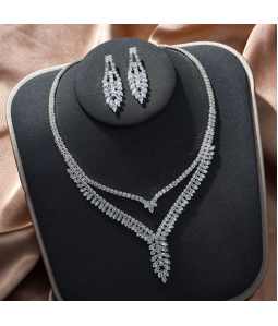 Luxury Rhinestone Necklace Earrings Leaf Set Water Drop Necklace Two-Piece Set